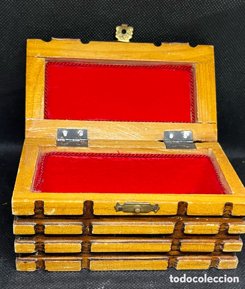 Antig&uuml;edades: CAJA-COFRE DE MADERA CON ADORNOS - Foto 2