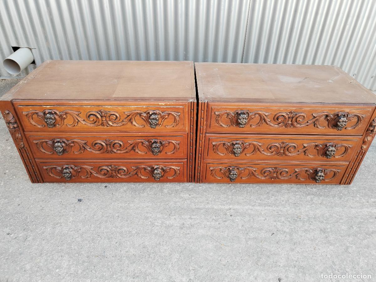 Antig&uuml;edades: 2 cajoneras de madera con relieves - Foto 9