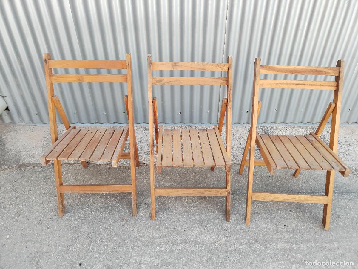 Antig&uuml;edades: 3 sillas de madera plegables - Foto 1