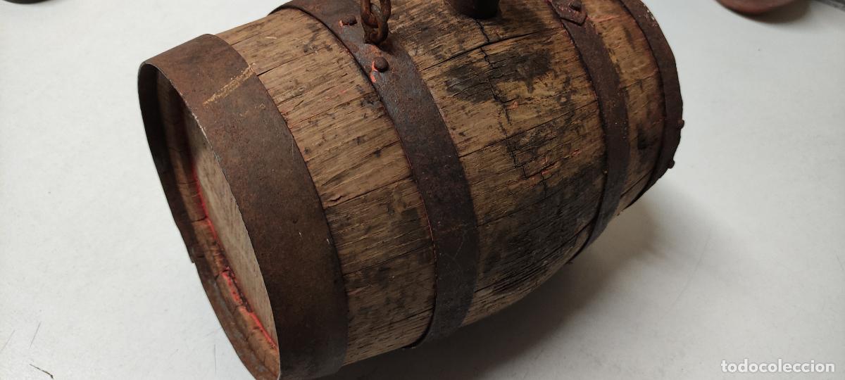 Antig&uuml;edades: ANTIGUO BARRIL TONEL EN MADERA Y FORJA CON ASA - Foto 4