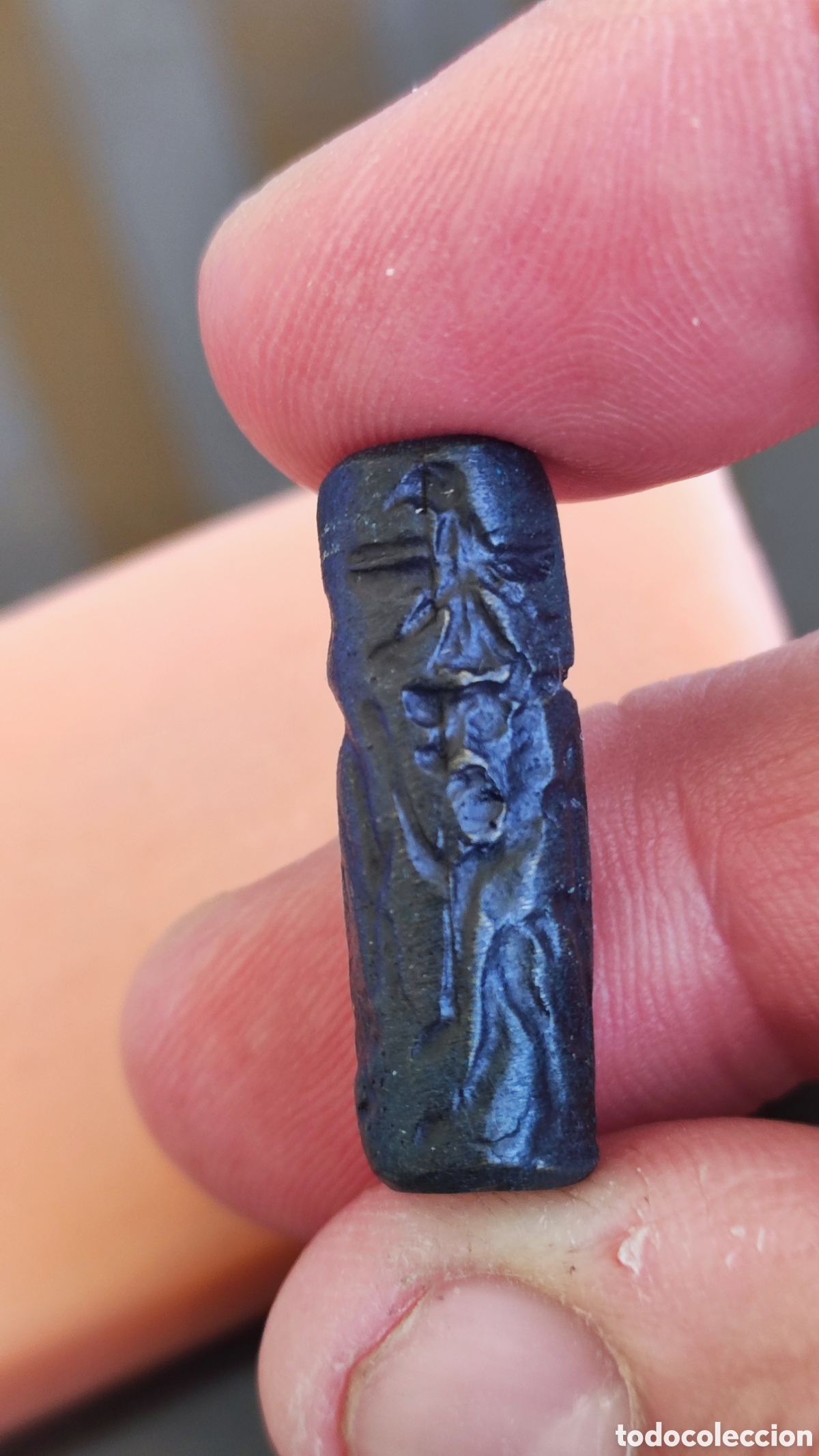 Antig&uuml;edades: Cilindro asirio en bronce - Foto 1