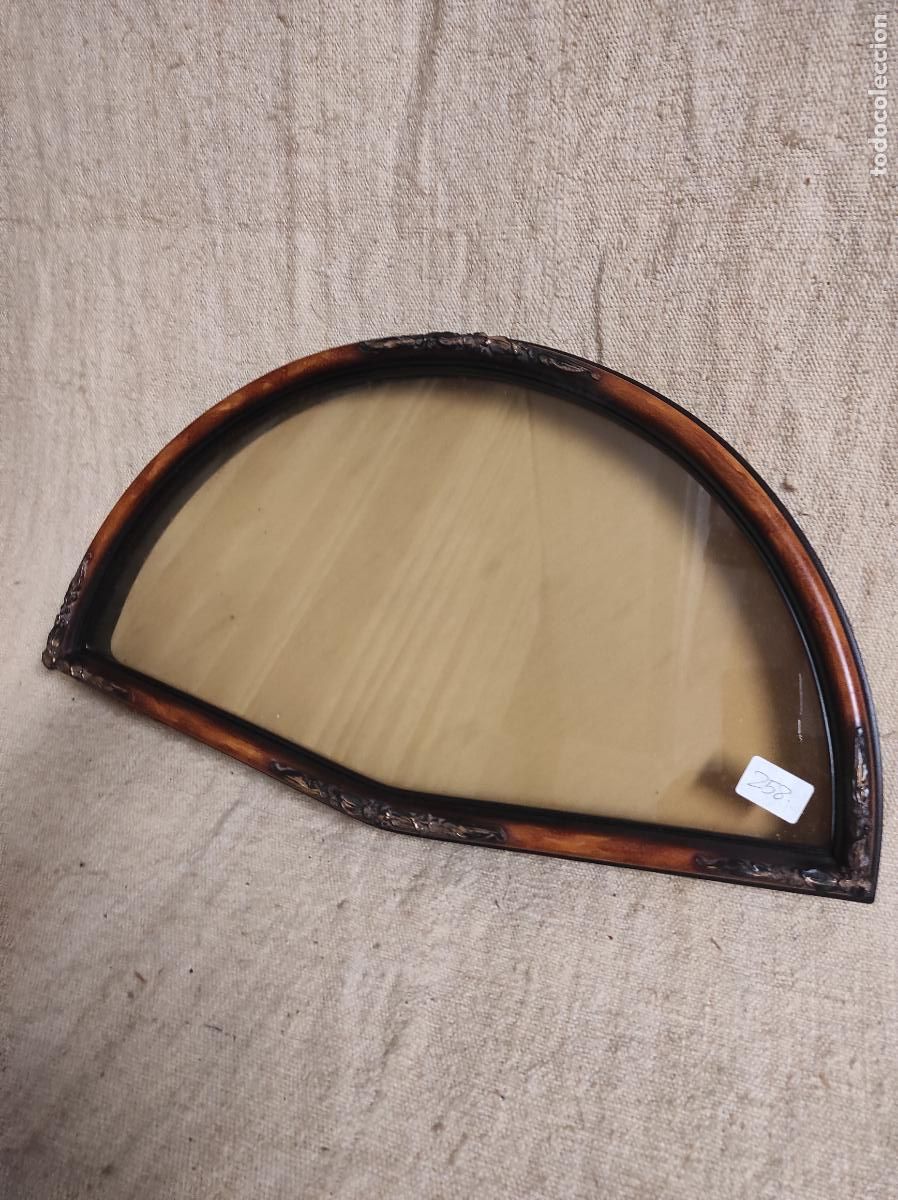 Antig&uuml;edades: abaniquera madera 52*30 - Foto 1