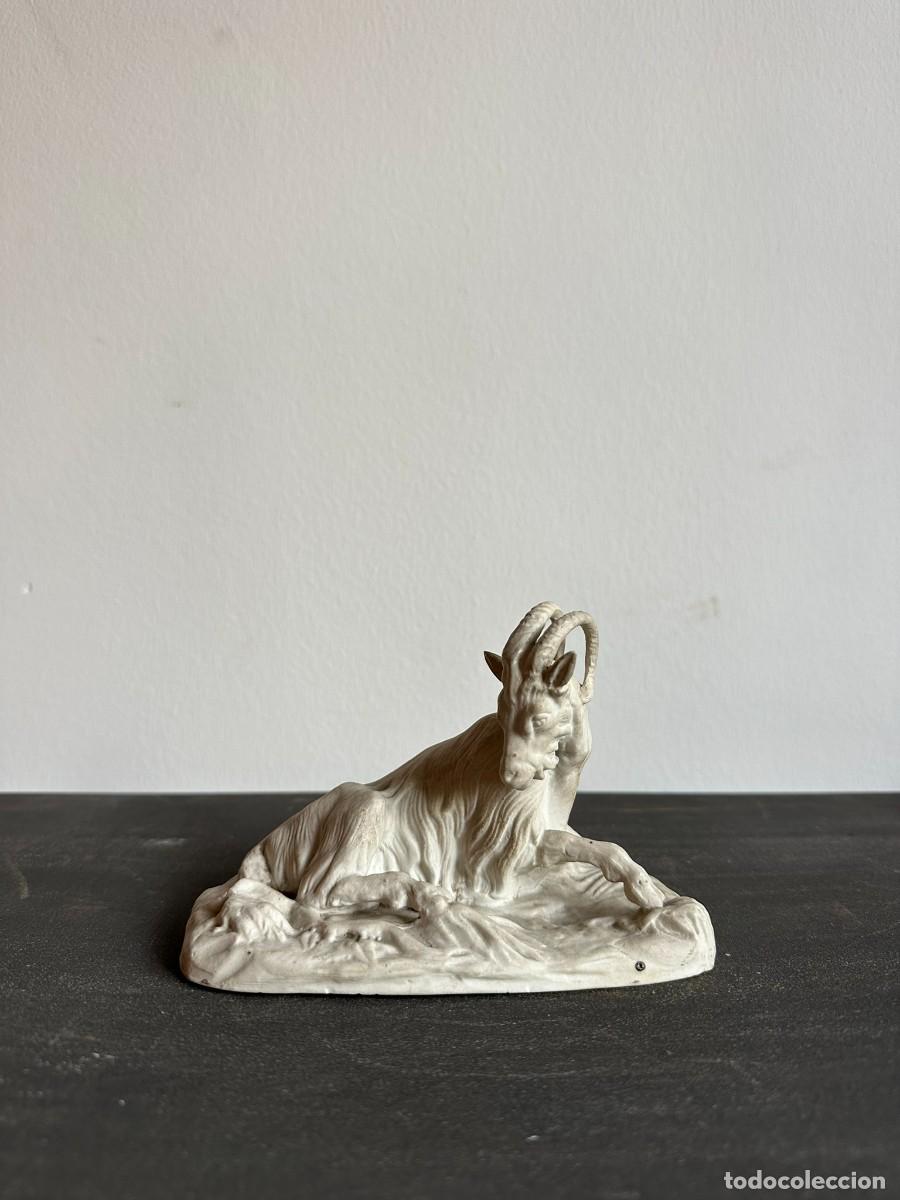 Antig&uuml;edades: ESCULTURA EN BISCUIT - Foto 1