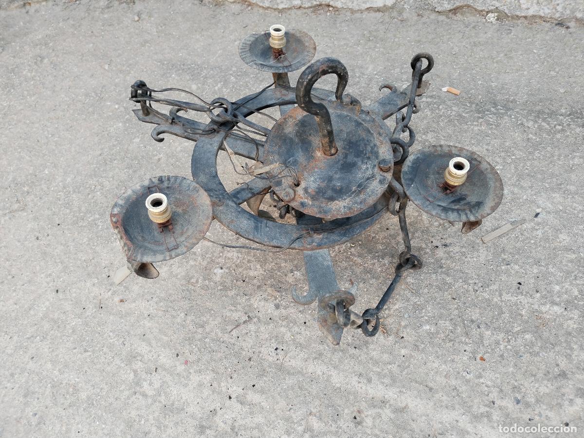 Antig&uuml;edades: lampara de techo en hierro de forja - Foto 3