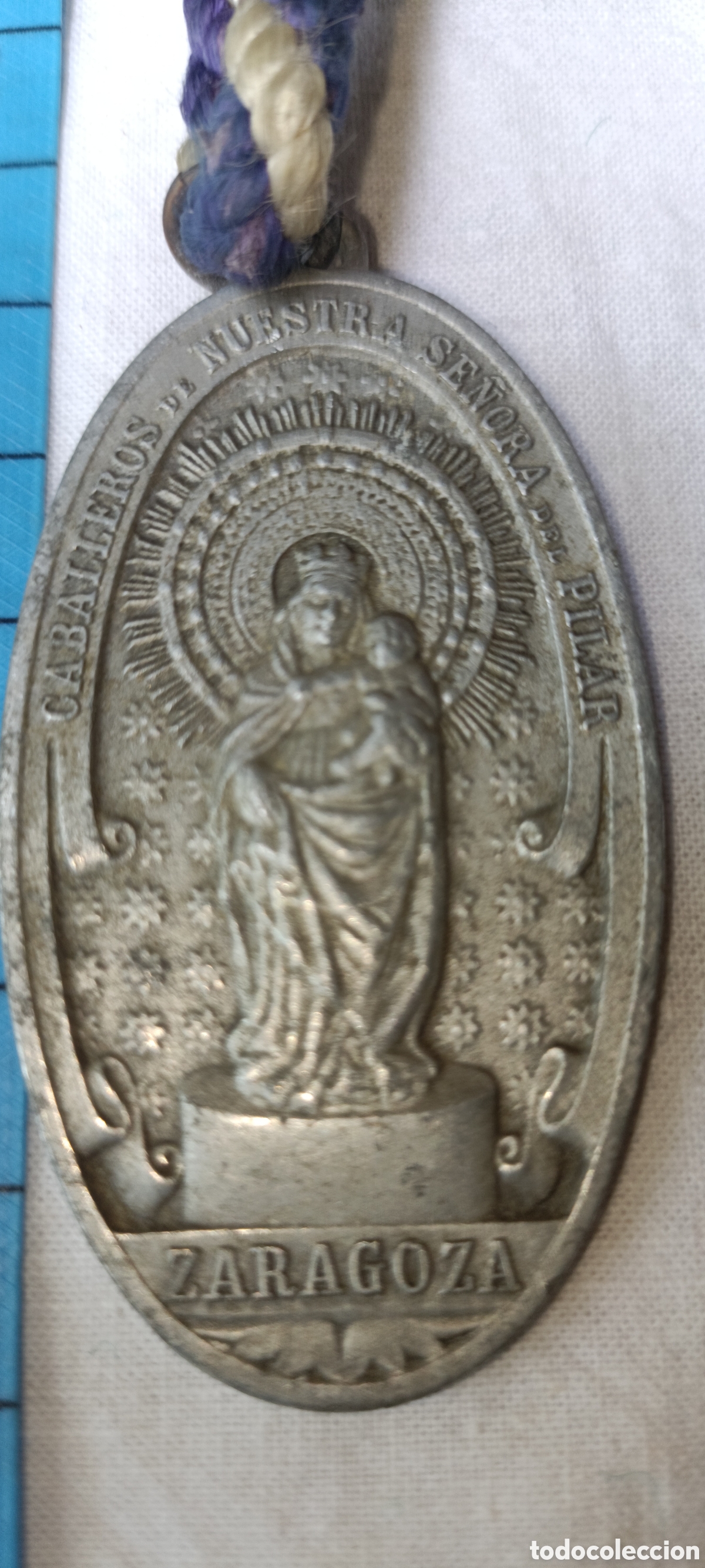 Antig&uuml;edades: Medalla Caballeros Nuestra Se&ntilde;ora del Pilar - Foto 2