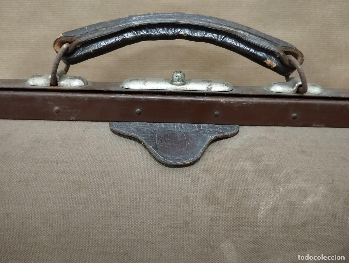 Antig&uuml;edades: ANTIGUO MALET&Iacute;N DE M&Eacute;DICO - Foto 3