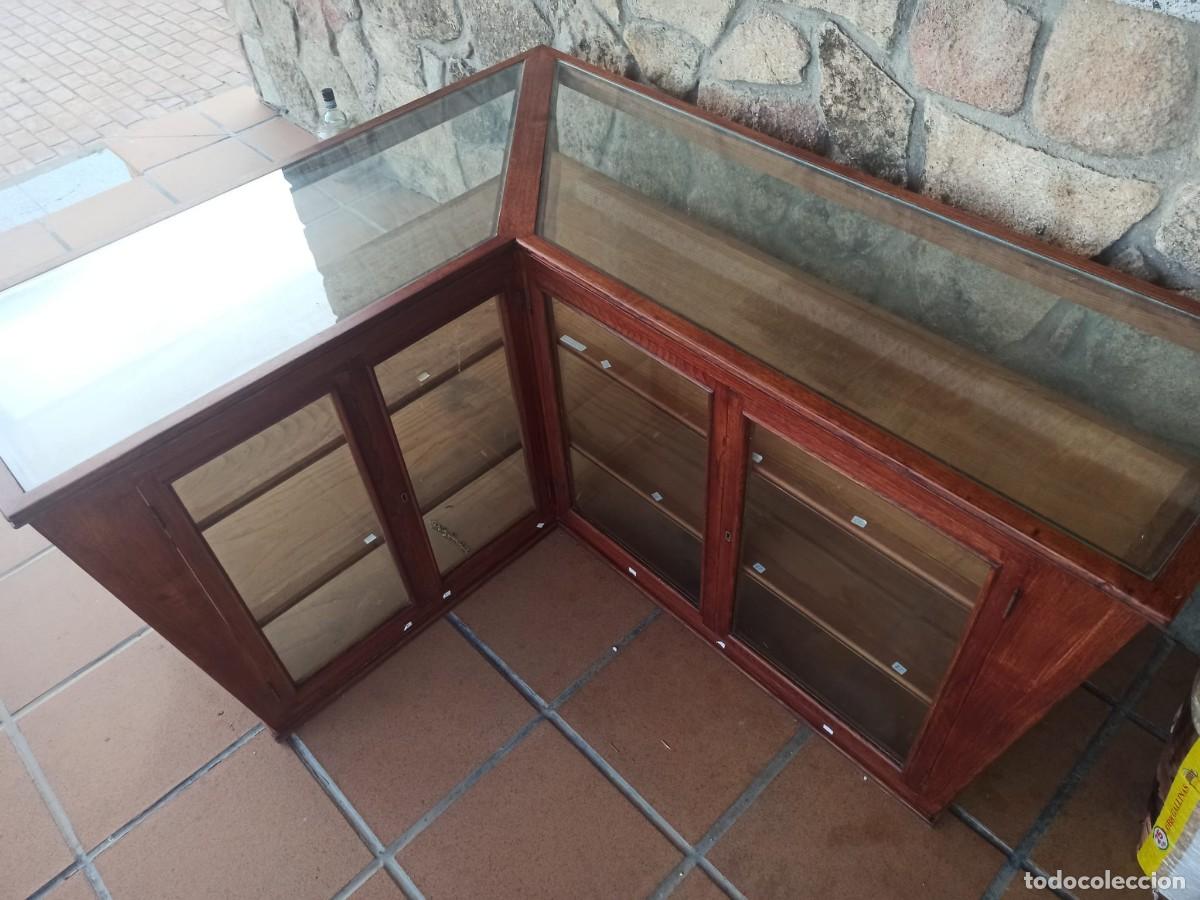 Antig&uuml;edades: Vitrina mostrador teca - Foto 3