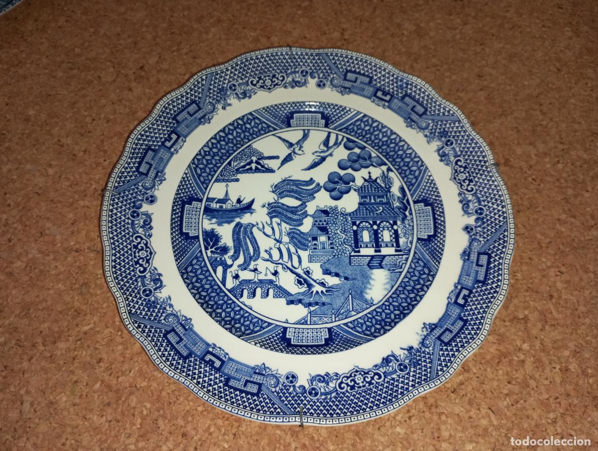 Antig&uuml;edades: Antiguo plato Vintage r&uacute;stico azul y blanco Willow - Foto 1