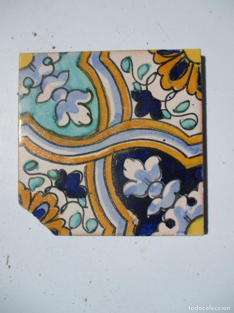 Antig&uuml;edades: Fragmento de azulejo antiguo de Sevilla - Foto 1