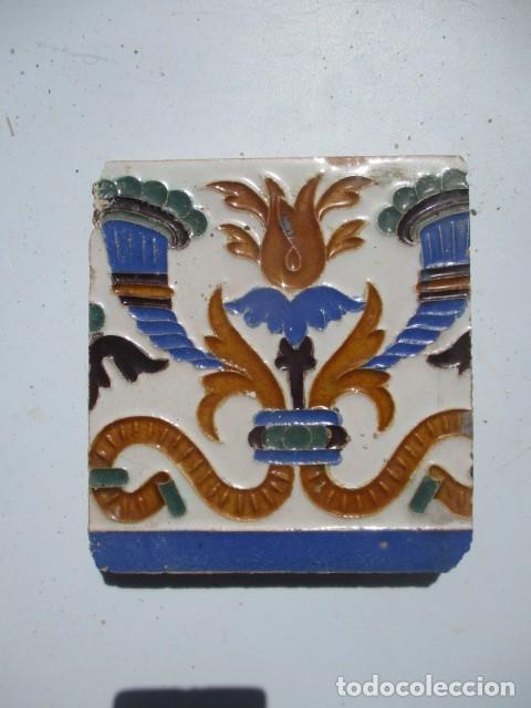 Antig&uuml;edades: Fragmento de azulejo antiguo de Sevilla - Foto 1