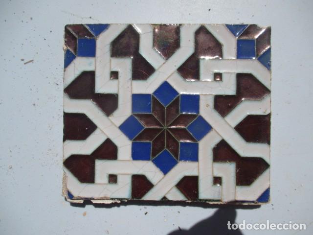 Antig&uuml;edades: Fragmento de azulejo antiguo de Sevilla - Foto 1