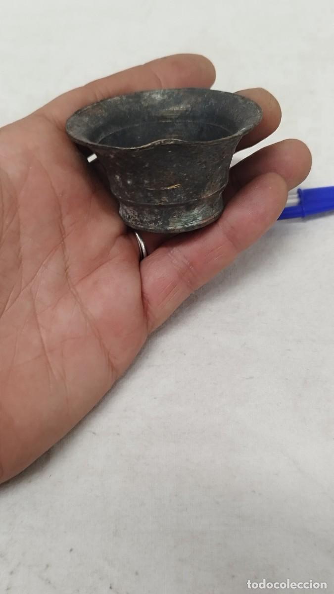 Antig&uuml;edades: Antiguo mortero o almirez de bronce - Foto 1