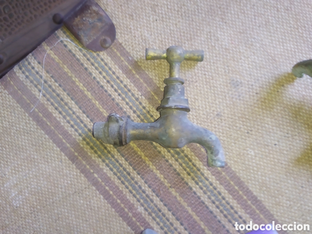 Antig&uuml;edades: Lote grifos antiguos - Foto 2