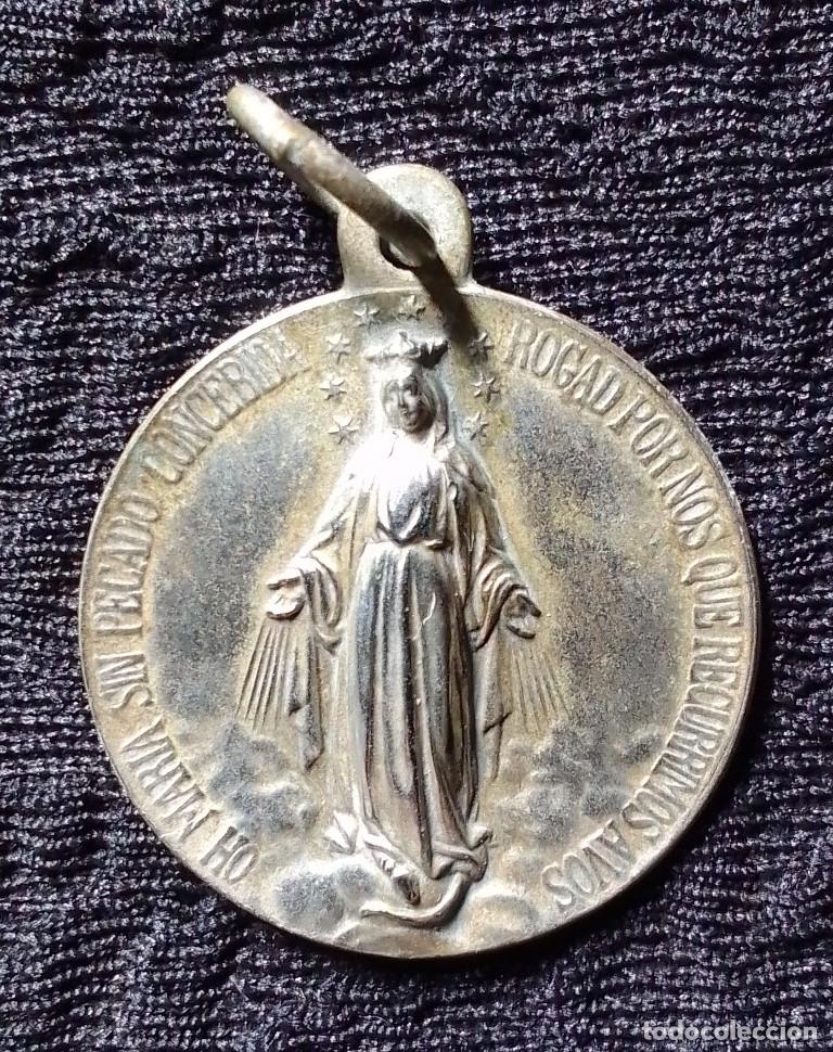 Antig&uuml;edades: Medalla religiosa Maria sin pecado de plata - Foto 1