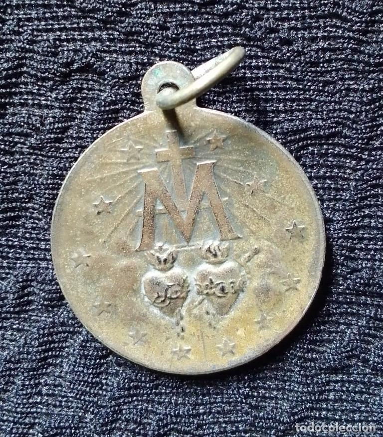 Antig&uuml;edades: Medalla religiosa Maria sin pecado de plata - Foto 2