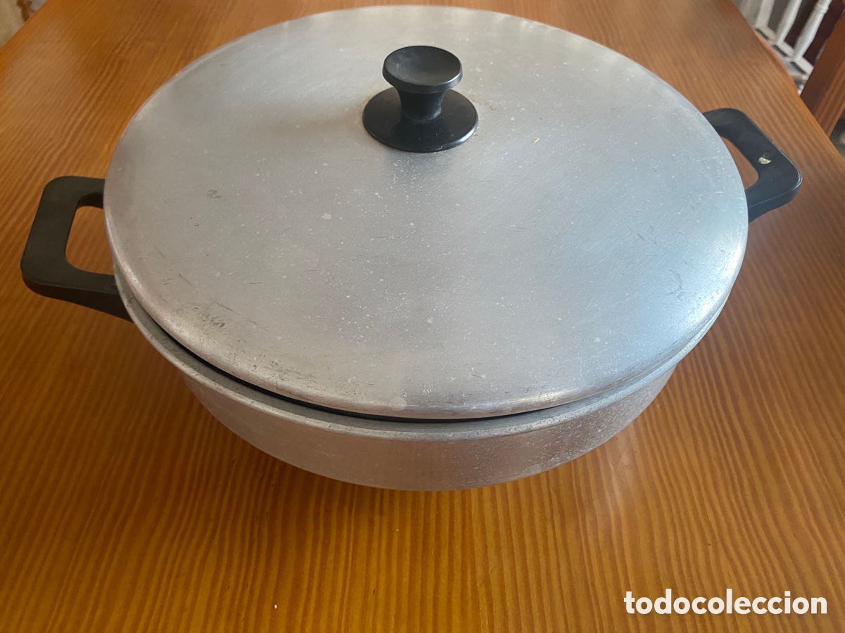 Antig&uuml;edades: cazuela de aluminio 32 cm - Foto 1