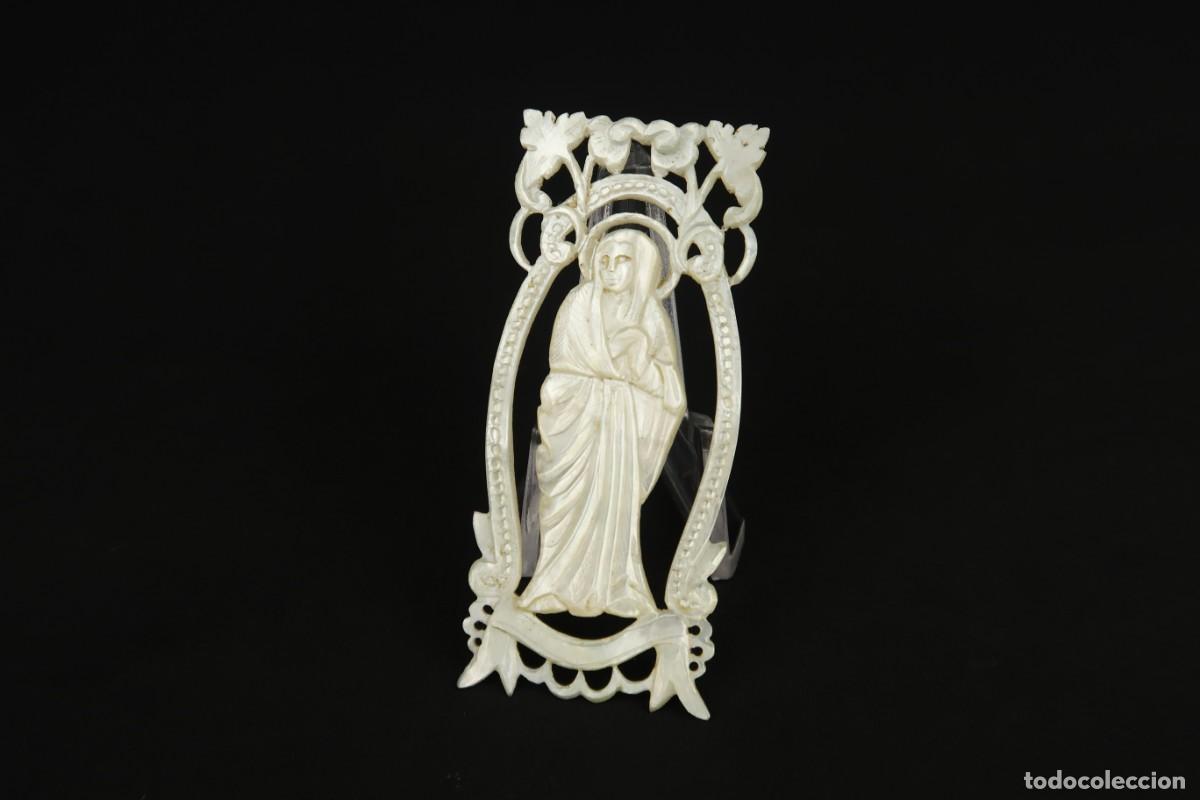 Antig&uuml;edades: Antigua Virgen tallada en N&aacute;car - Foto 2
