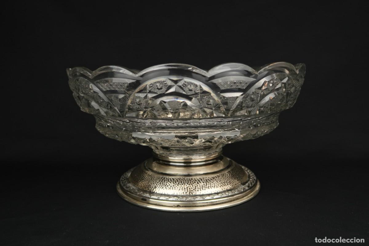 Antig&uuml;edades: Antiguo Centro de Mesa de Plata y Cristal Tallado - Foto 1
