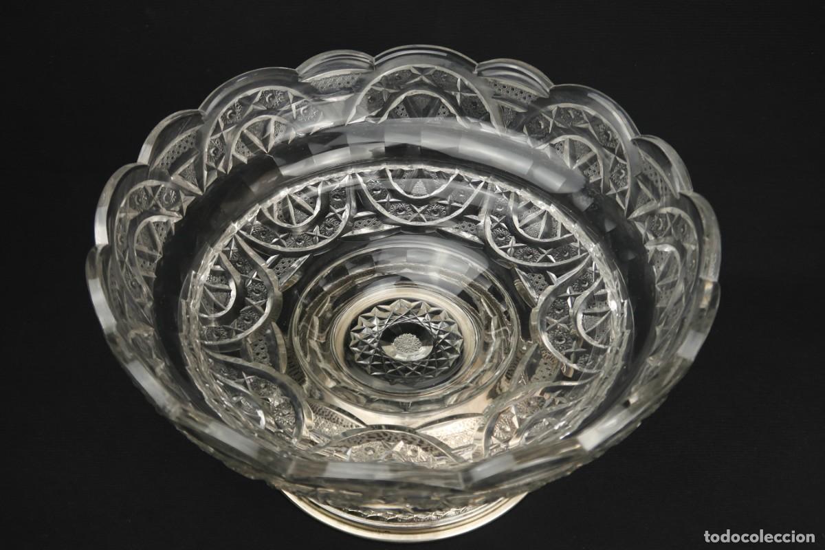 Antig&uuml;edades: Antiguo Centro de Mesa de Plata y Cristal Tallado - Foto 8