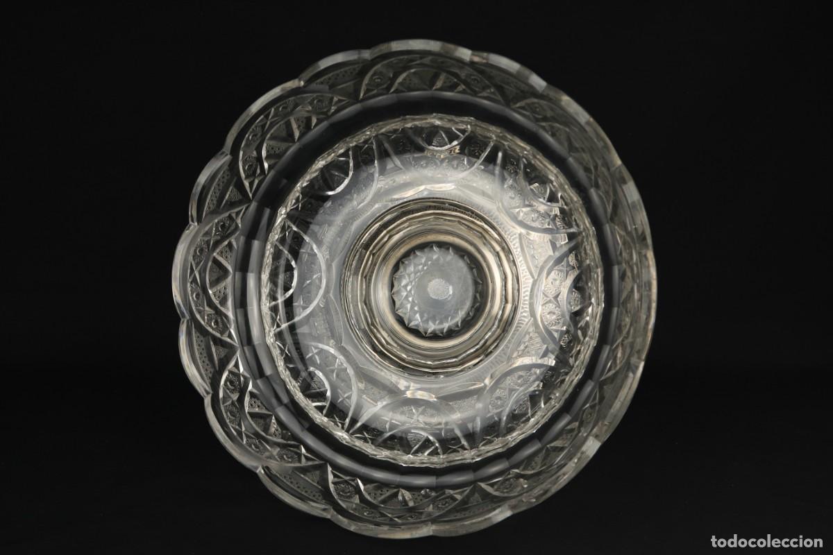 Antig&uuml;edades: Antiguo Centro de Mesa de Plata y Cristal Tallado - Foto 12