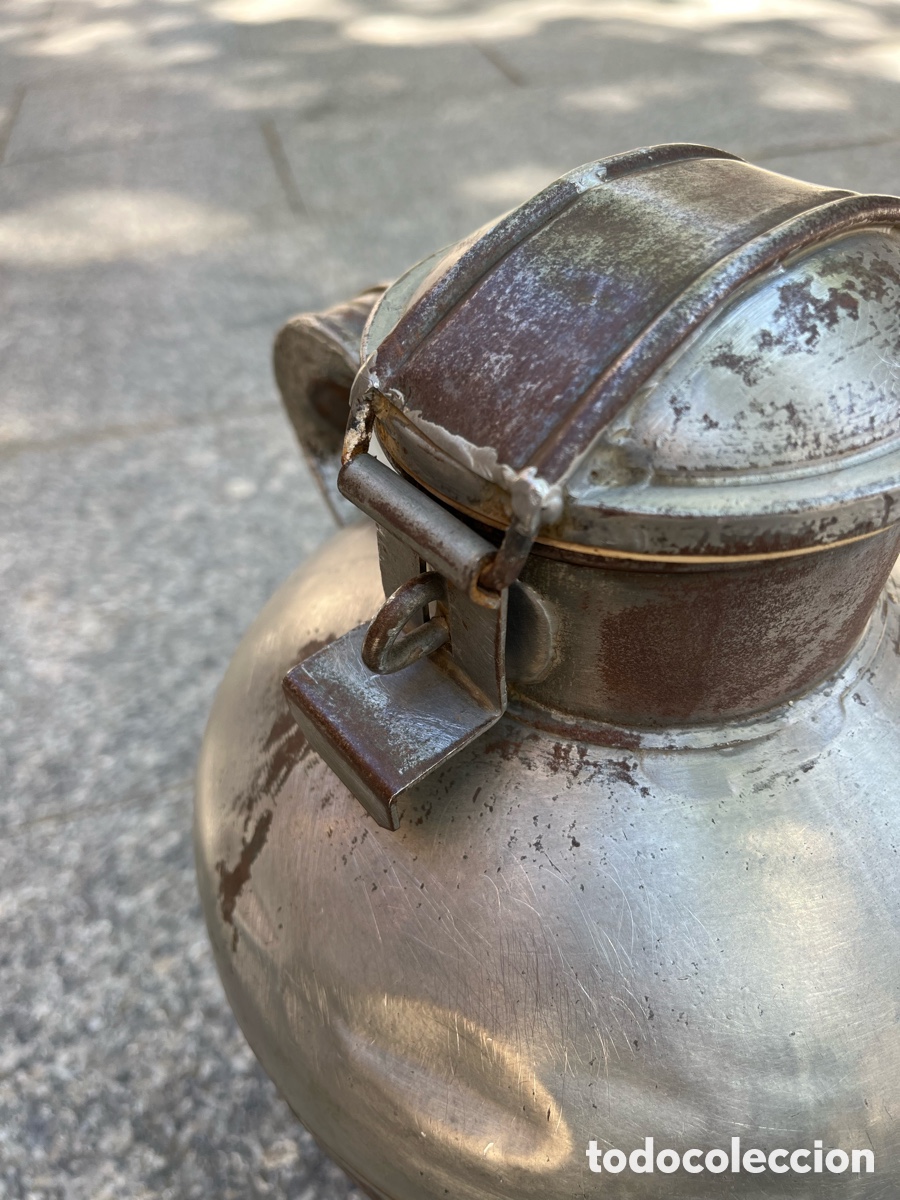 Antig&uuml;edades: Antiguo recipiente de lat&oacute;n - Foto 3