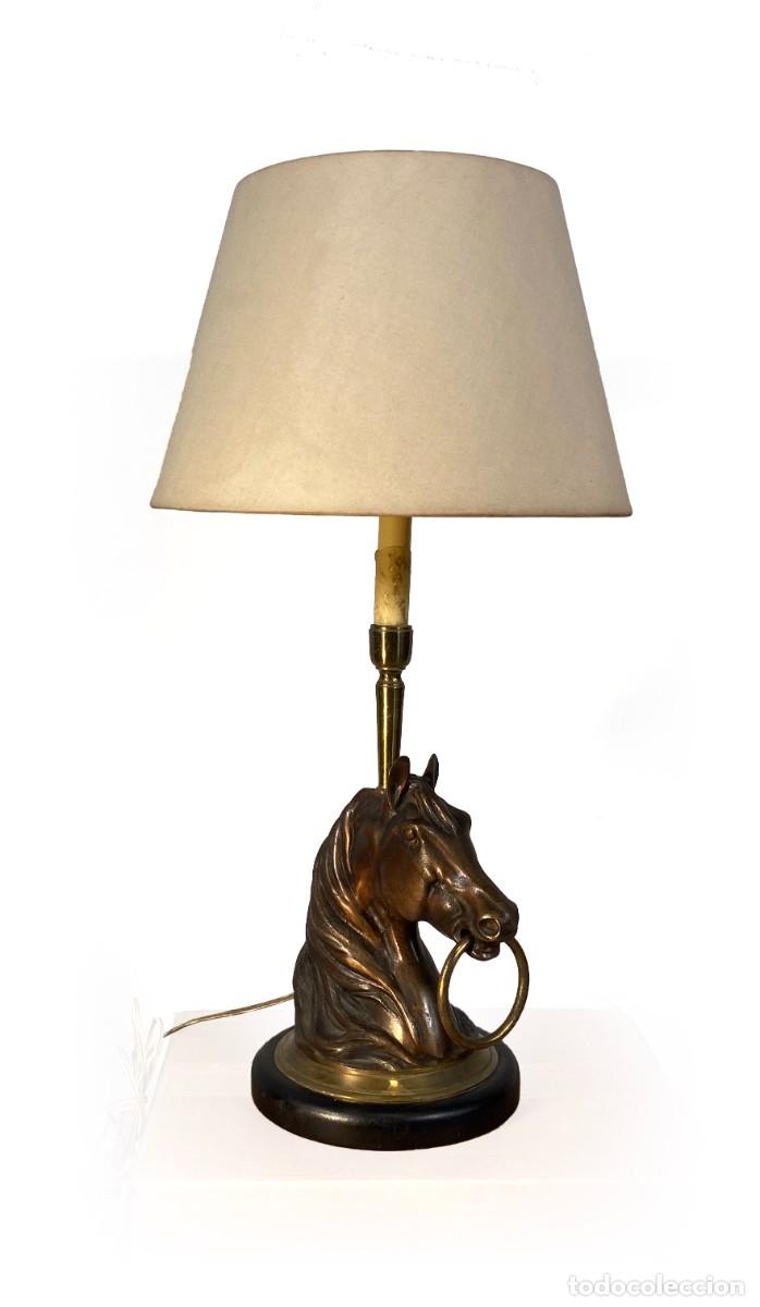 Antig&uuml;edades: L&aacute;mpara francesa con cabeza de caballo de bronce - Foto 1
