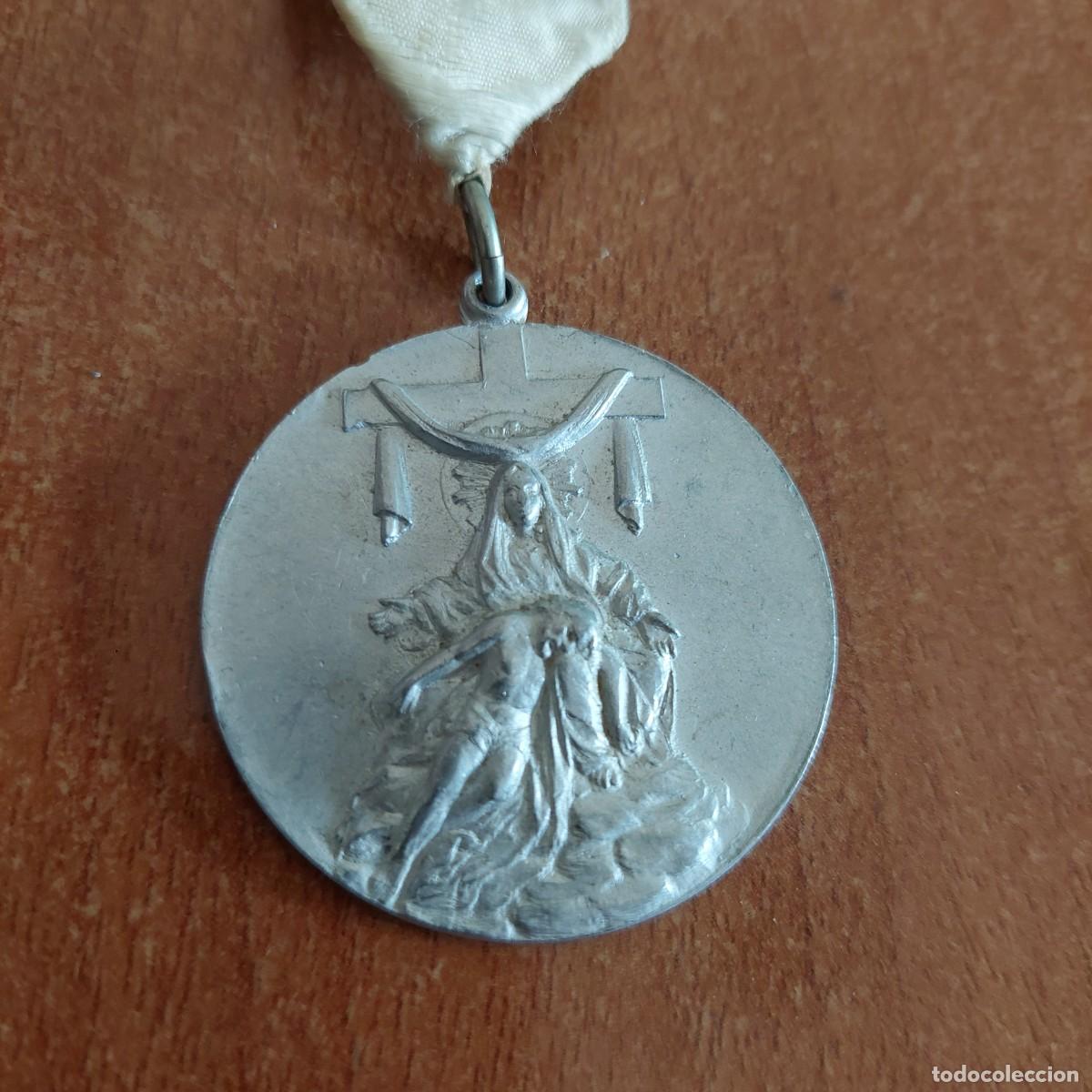 Antig&uuml;edades: Medalla descendimiento - Foto 1