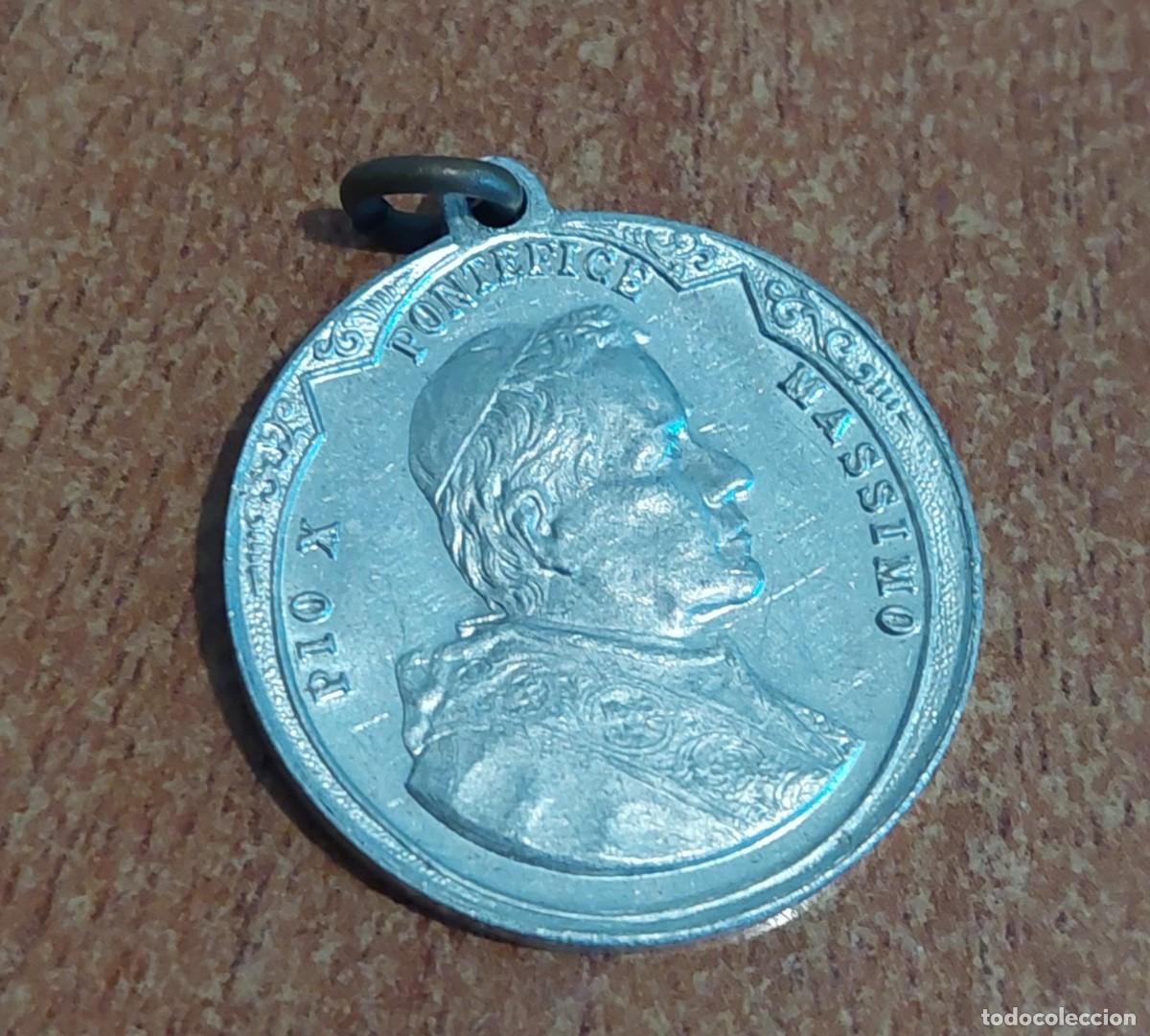 Antig&uuml;edades: Antigua medalla P&iacute;o X - Foto 1