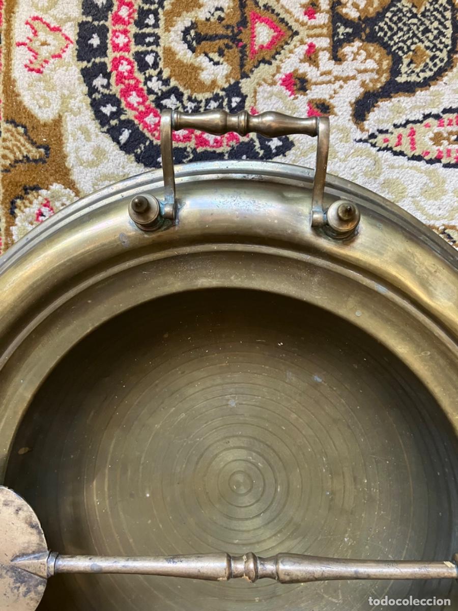 Antig&uuml;edades: Brasero cobre con badil - Foto 2