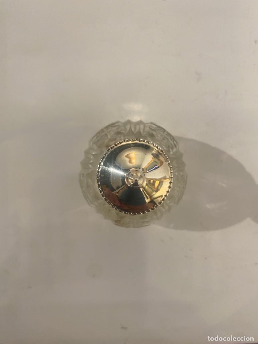 Antig&uuml;edades: Botella Tallada con Tapa Plata - Foto 3