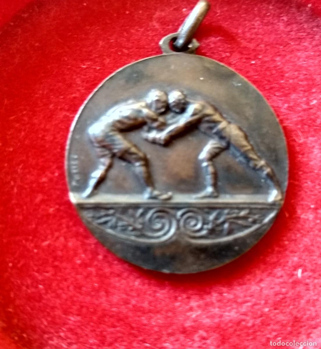 Antig&uuml;edades: MEDALLA JUEGOS OLIMPICOS - Foto 1