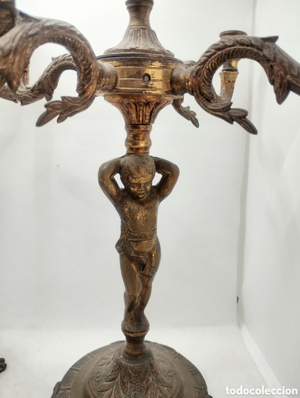 Antig&uuml;edades: Pareja de antiguos candelabros de bronce - Foto 4