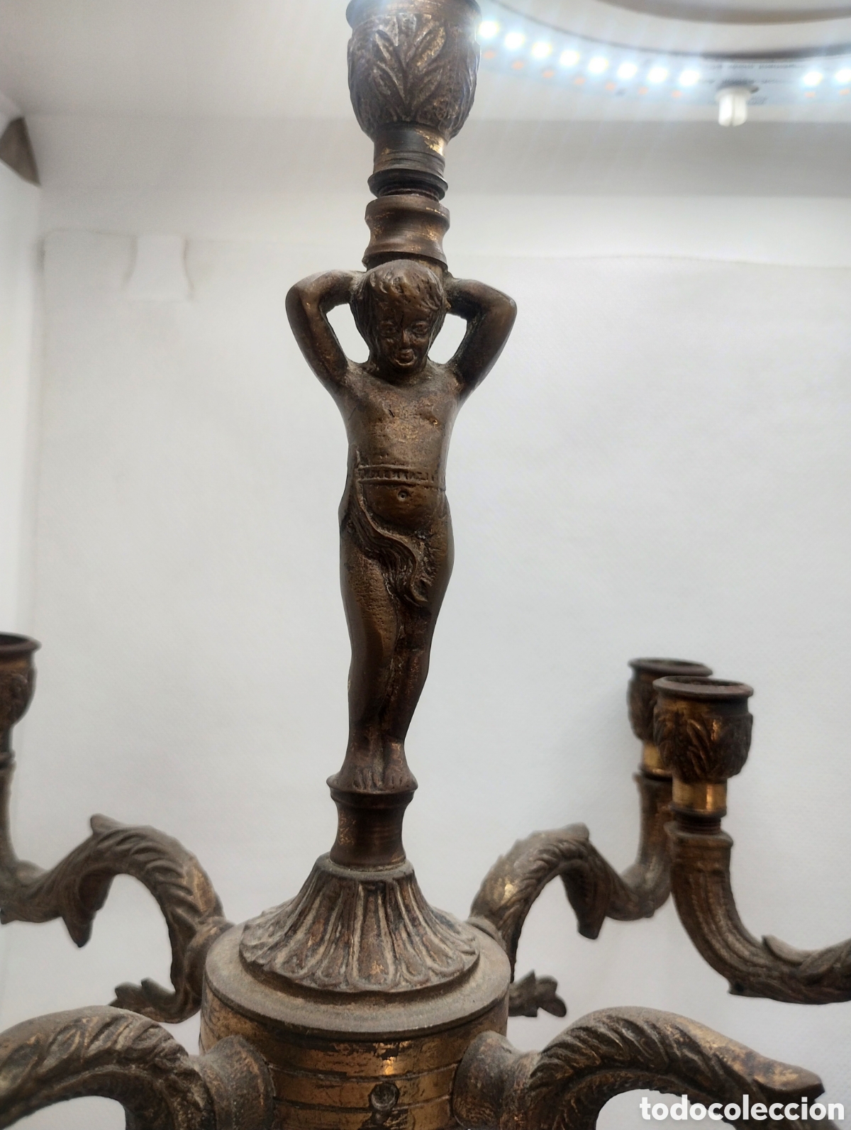 Antig&uuml;edades: Pareja de antiguos candelabros de bronce - Foto 5