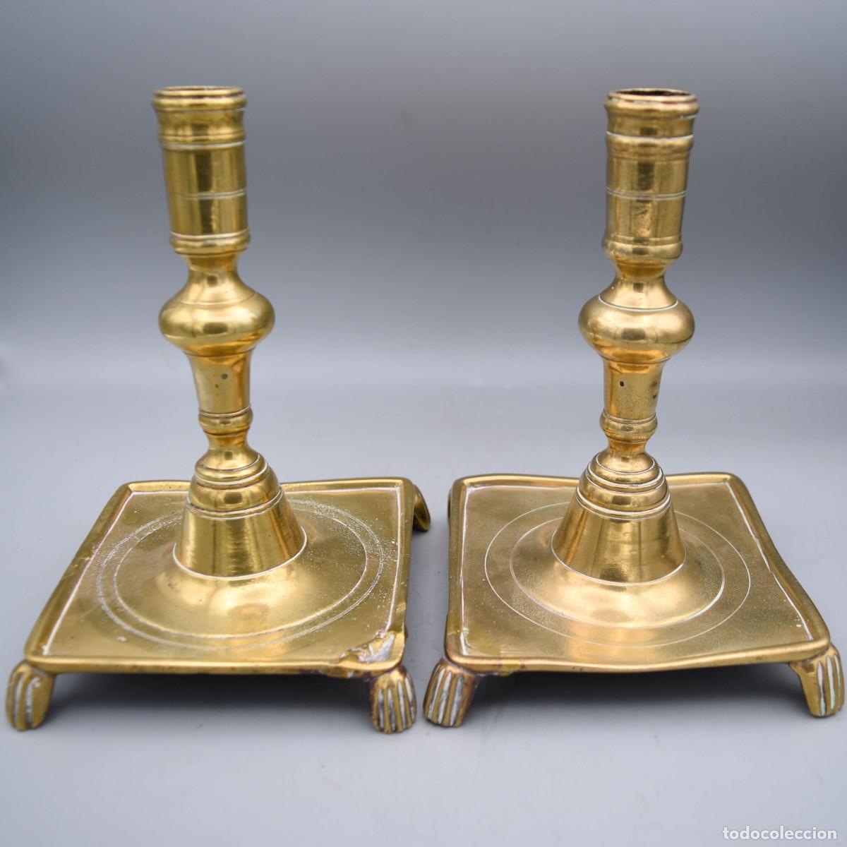 Antig&uuml;edades: Candeleros vascos de bronce - Foto 4
