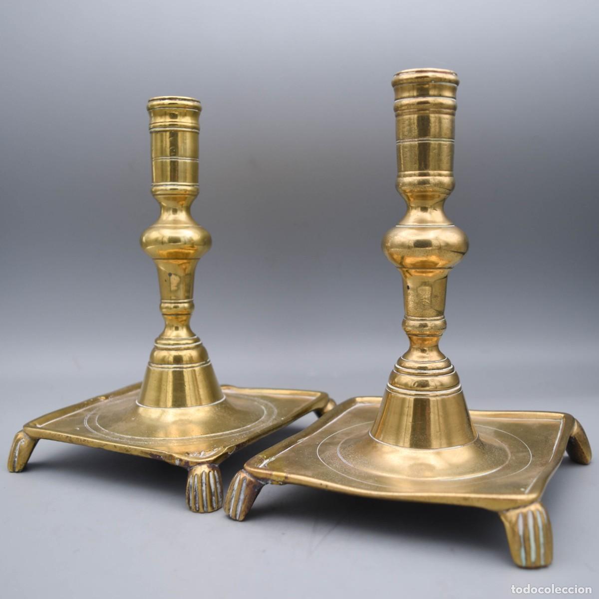 Antig&uuml;edades: Candeleros vascos de bronce - Foto 5