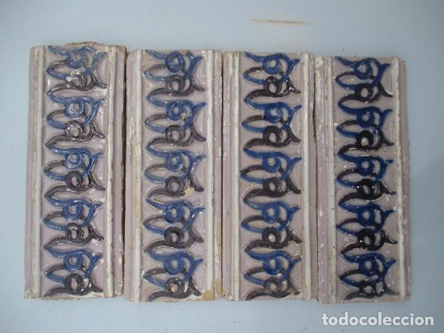 Antig&uuml;edades: Azulejos cenefas siglo XIX - Foto 1