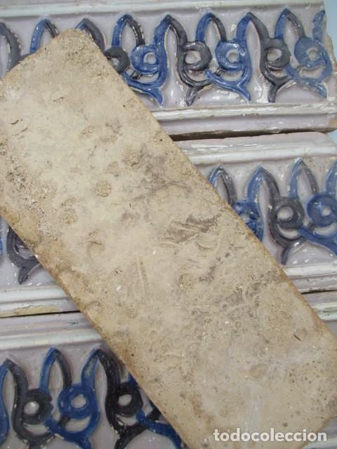 Antig&uuml;edades: Azulejos cenefas siglo XIX - Foto 2