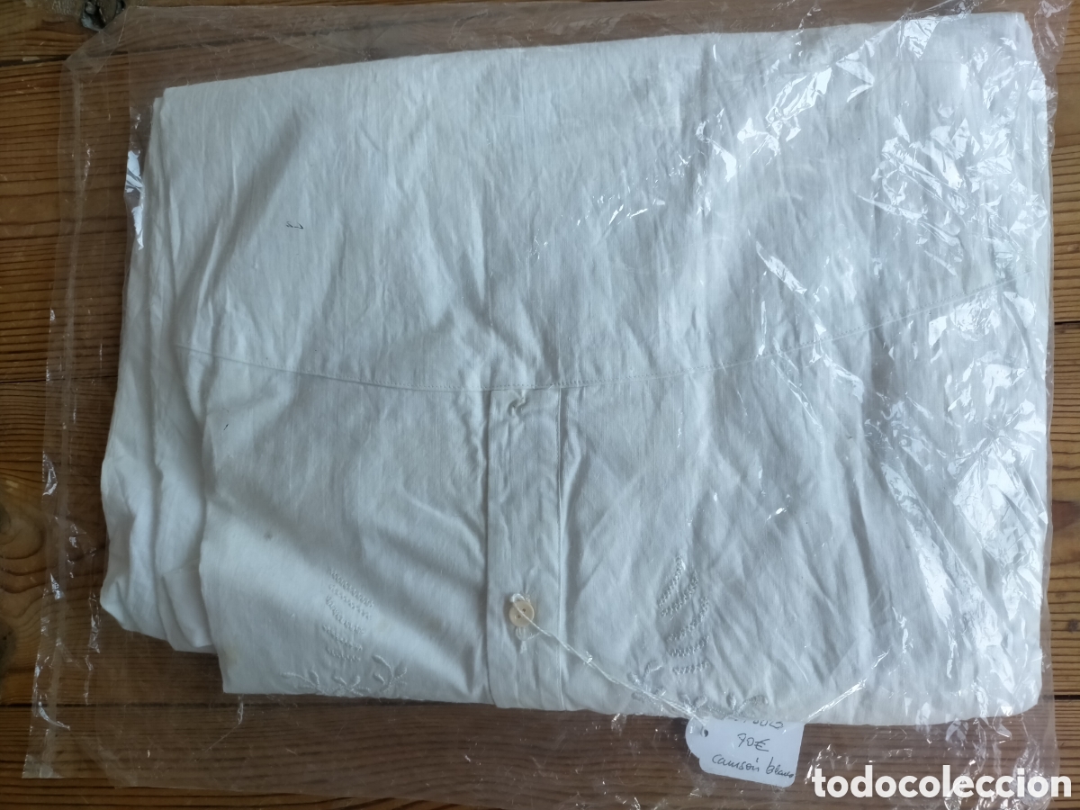 Antig&uuml;edades: Antiguo camis&oacute;n de algod&oacute;n blanco con bordados. - Foto 2