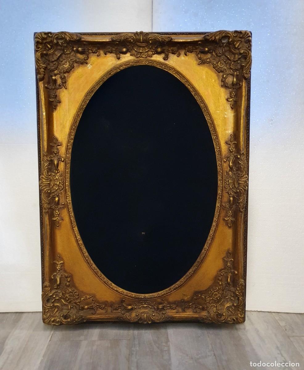 Antig&uuml;edades: Antiguo marco de madera en pan de oro - Foto 1