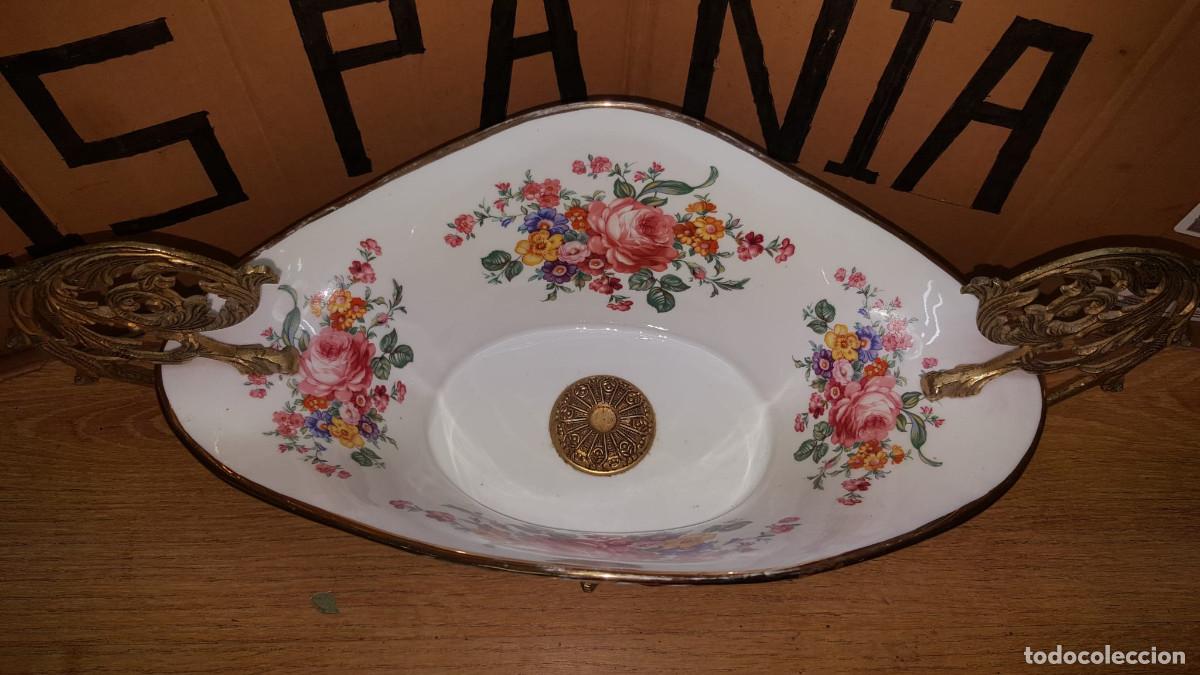 Antig&uuml;edades: ANTIGUO CENTRO DE MESA DE PORCELANA - Foto 2