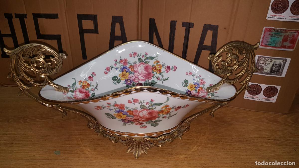 Antig&uuml;edades: ANTIGUO CENTRO DE MESA DE PORCELANA - Foto 3