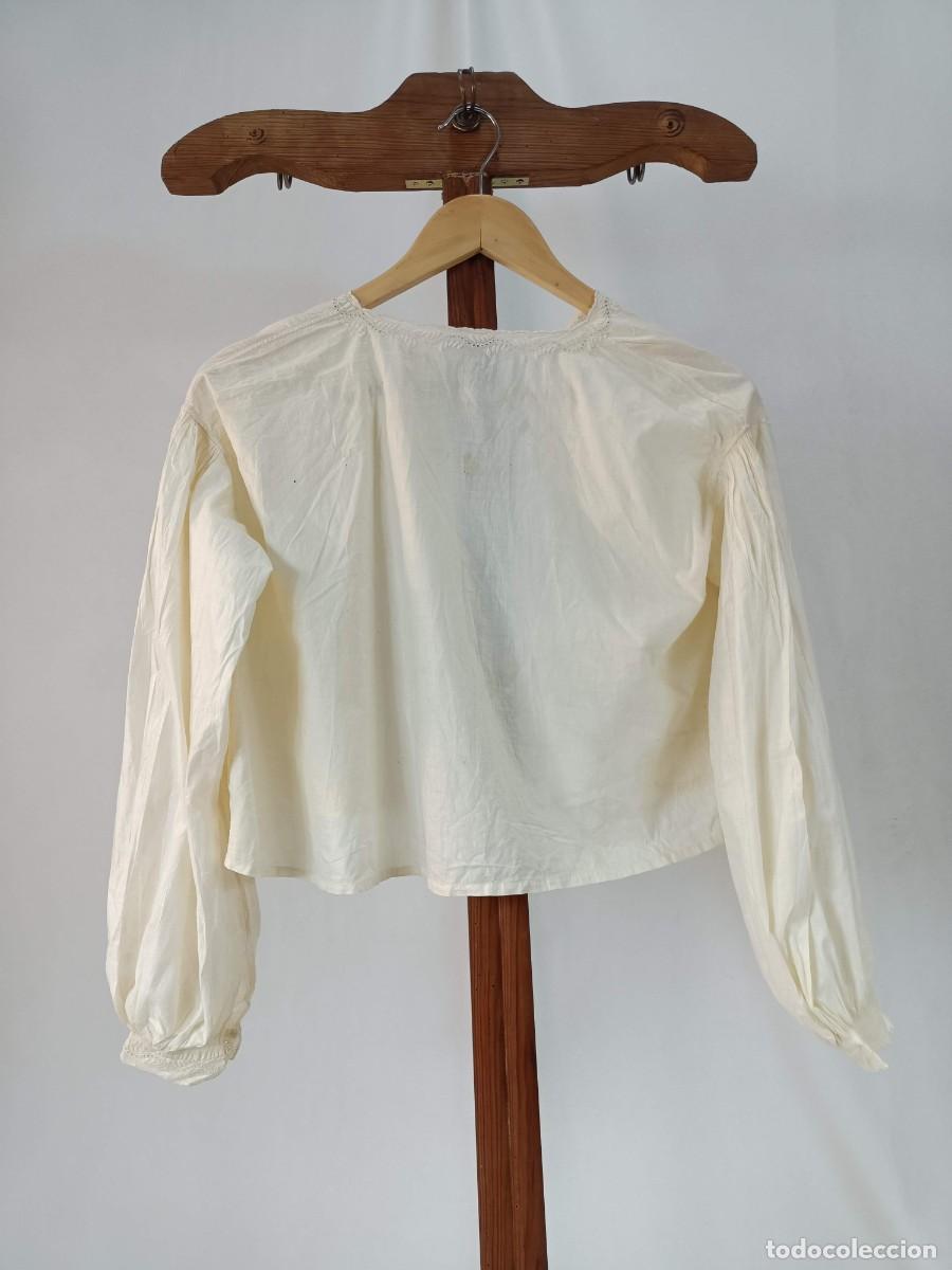 Antig&uuml;edades: ANTIGUA CAMISA BORDADA - Foto 7