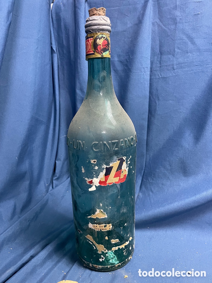 Antig&uuml;edades: GRAN BOTELLA CINZANO - Foto 1