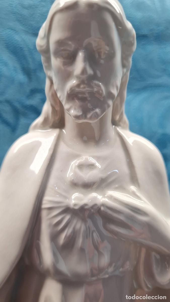 Antig&uuml;edades: FIGURA SAGRADO CORAZ&Oacute;N - Foto 2