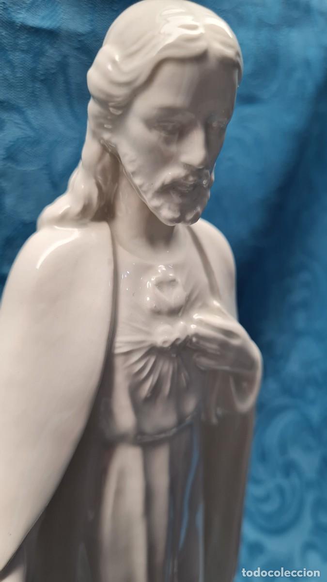 Antig&uuml;edades: FIGURA SAGRADO CORAZ&Oacute;N - Foto 4