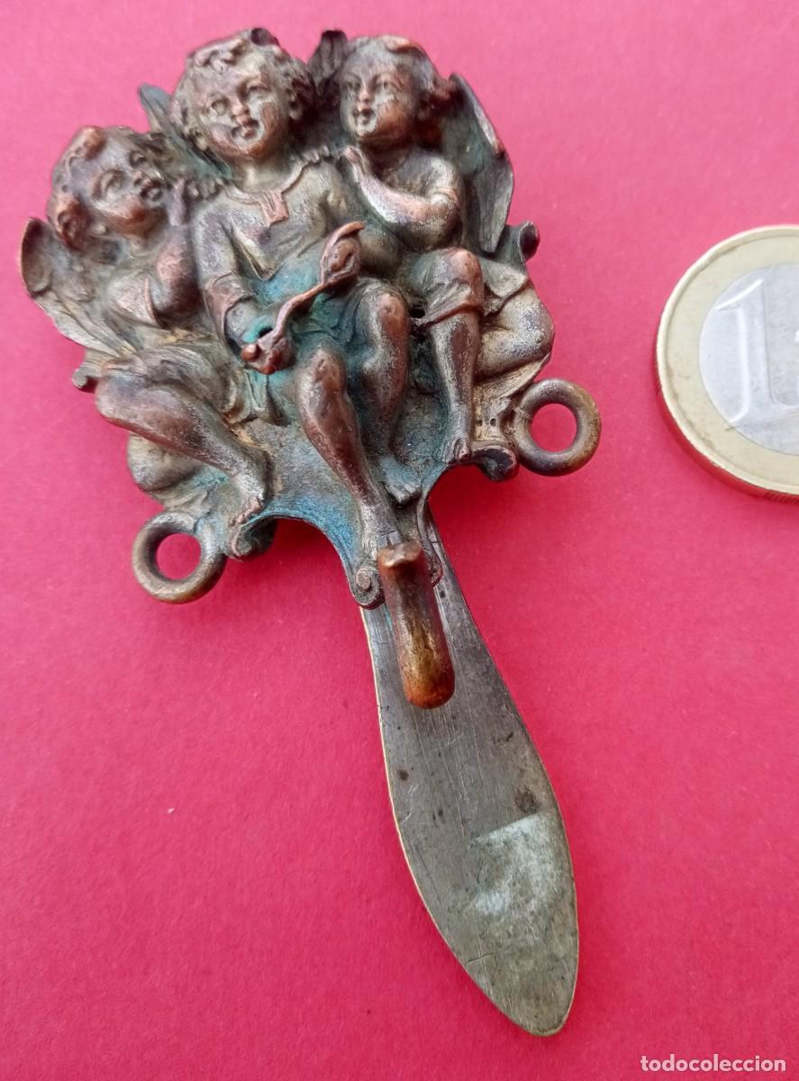 Antig&uuml;edades: Preciosa Ch&acirc;telaine Antigua. Indumentaria Tradicional. - Foto 1