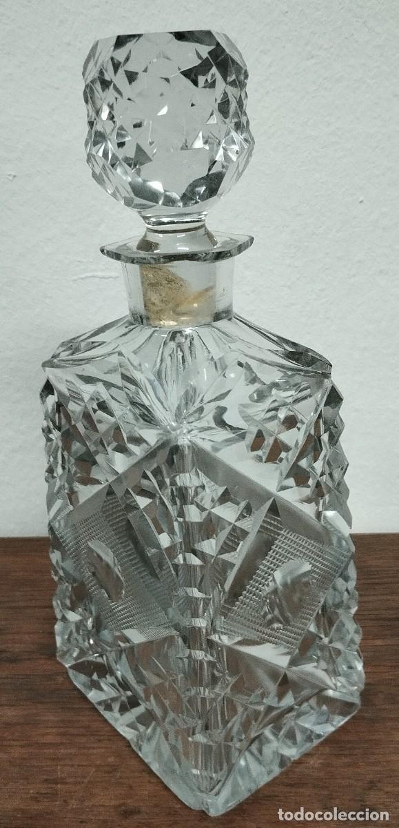 Antig&uuml;edades: BOTELLA DE CRISTAL TALLADO - Foto 3