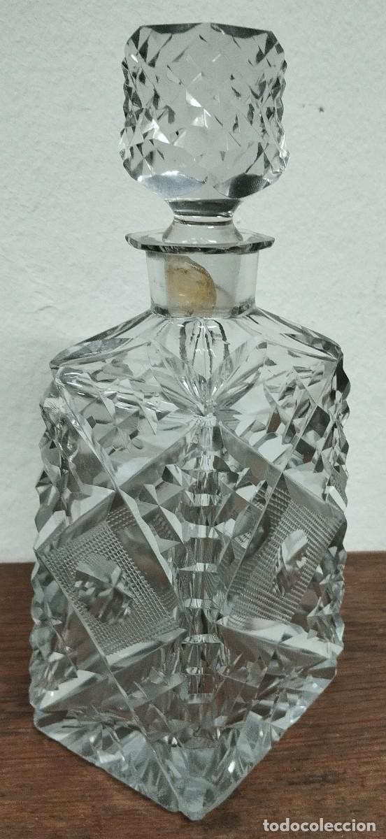Antig&uuml;edades: BOTELLA DE CRISTAL TALLADO - Foto 7