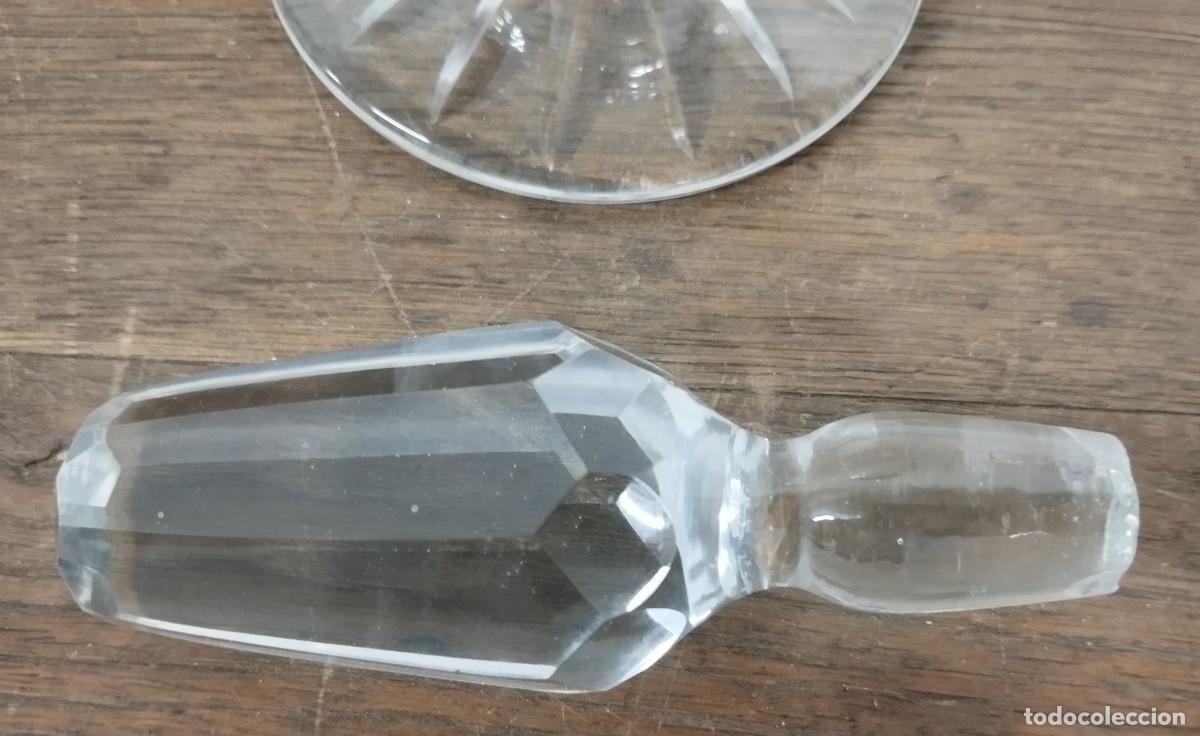 Antig&uuml;edades: BOTELLA DE CRISTAL TALLADO - Foto 8