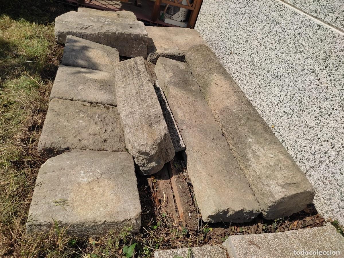 Antig&uuml;edades: Elementi architettonici antichi in pietra di San Marino